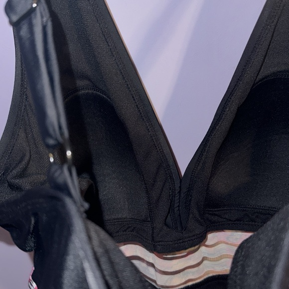 Time and Tru One Piece Swimsuit💗 - Picture 6 of 9